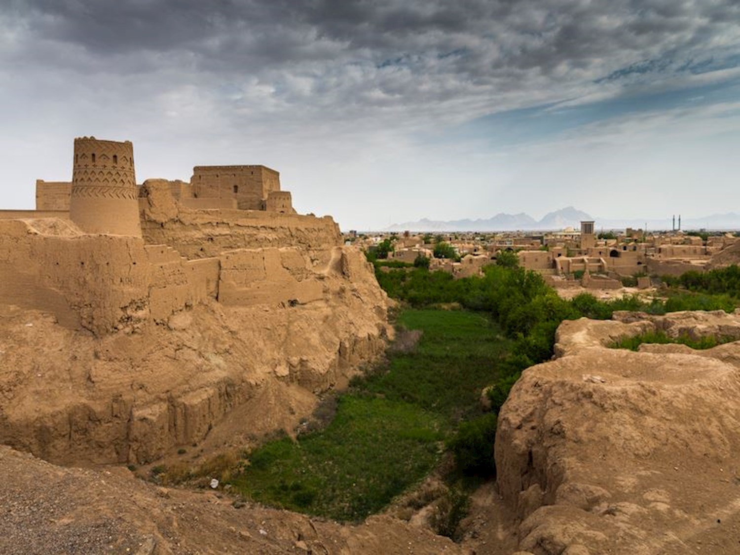 The historical Narin Castle