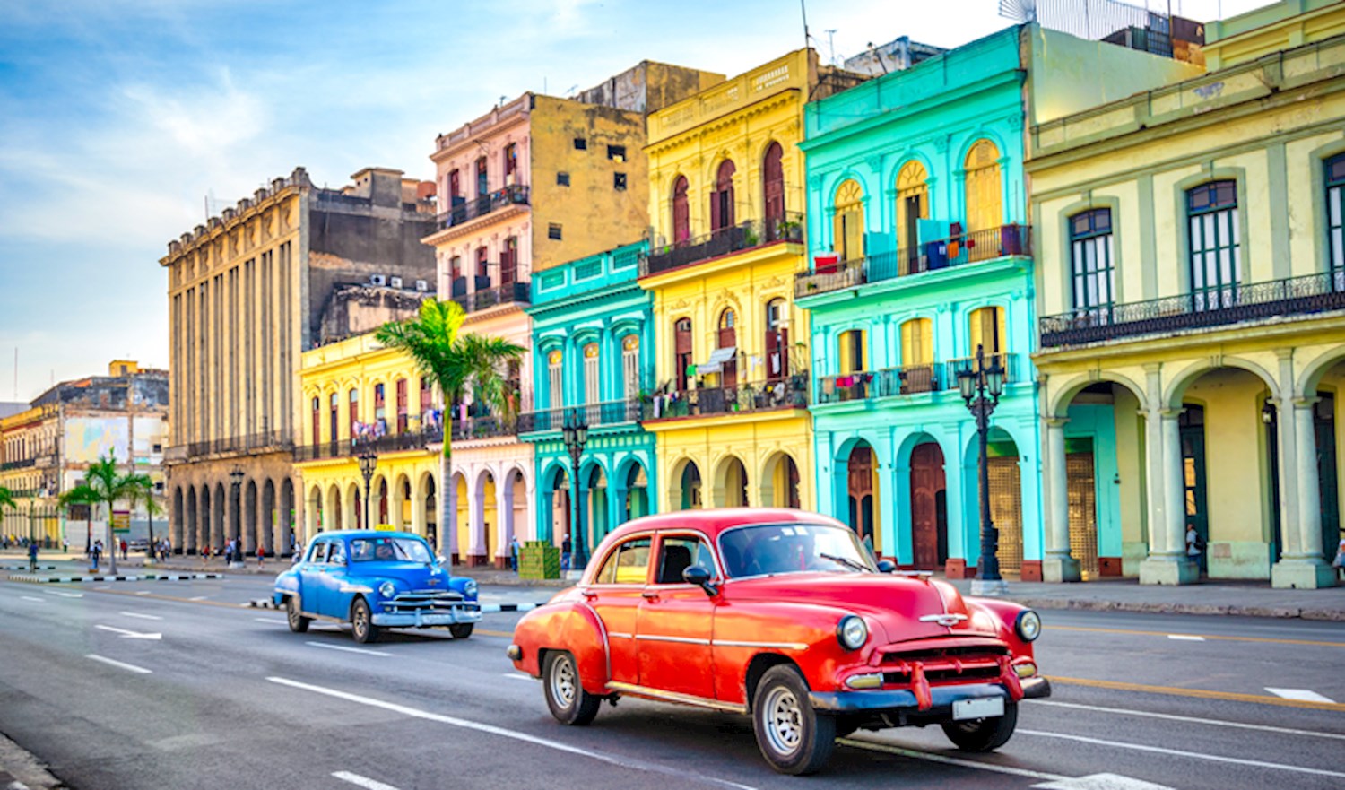 Lose yourself in the crumbling colonial time trap of dazzling Habana Vieja