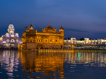 Meet pilgrims amid Amritsar's Golden Temple domes