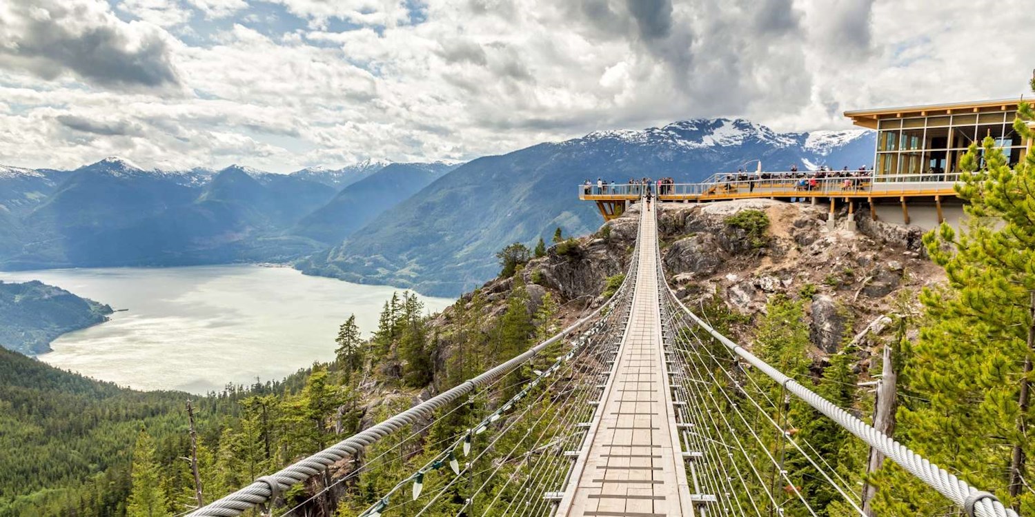 Take a cableway to heaven on the Sea to Sky Gondola