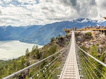 Take a cableway to heaven on the Sea to Sky Gondola