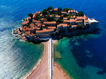 Click like crazy on picture-perfect Sveti Stefan