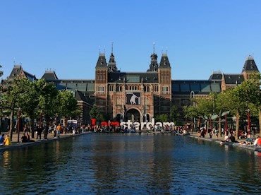 Browse Europe's treasures at the Rijksmuseum