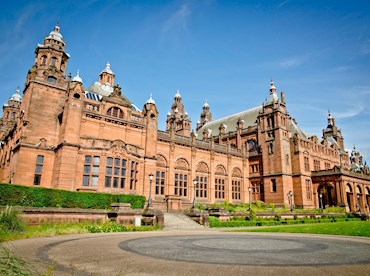 Gaze on the marvels of Kelvingrove Art Gallery & Museum