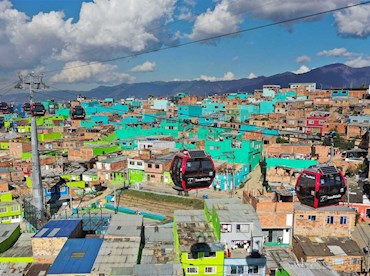 Soar above Bogotá on the TransMiCable