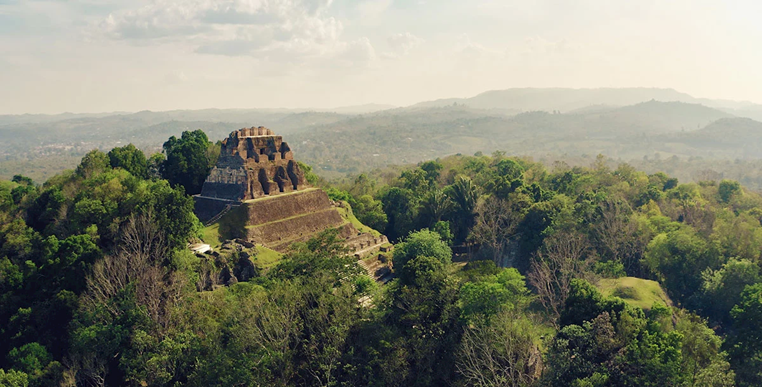 Time-travel to the Mayan treasure of Xunantunich