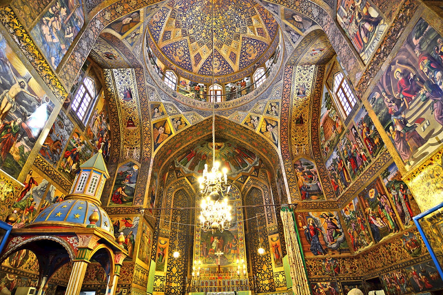 Revel in the glory of sumptuous Vank Cathedral