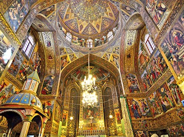 Revel in the glory of sumptuous Vank Cathedral