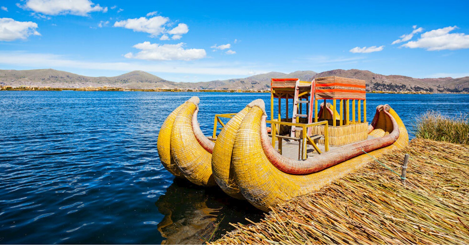 Be moved by the culture of Titicaca's Reed Islands